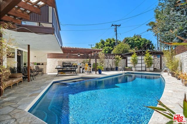 6505 S Halm Avenue, Los Angeles CA: https://media.crmls.org/mediaz/e9a192db-9c86-4305-9afc-6f428b7cb650.jpg
