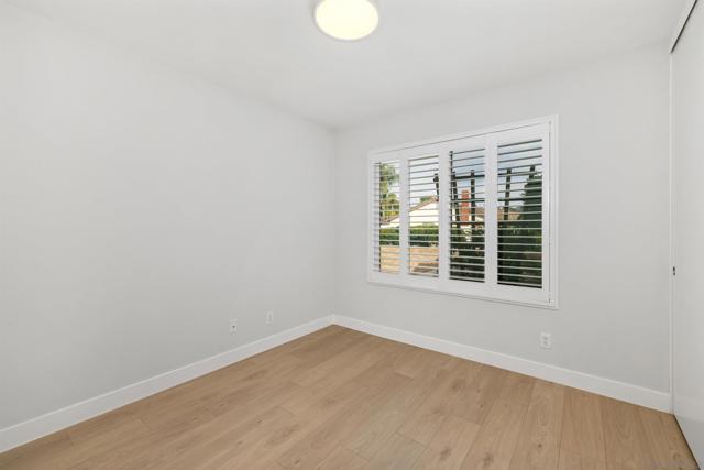 12866 SUMMERFIELD LN, Poway CA: https://media.crmls.org/mediaz/e9a1de12-3ac8-425d-b4e0-197da1c8a526.jpg