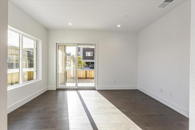 6008 Sunglow Terrace, San Ramon CA: https://media.crmls.org/mediaz/e9a282a4-f257-4c37-a482-63e325d2518c.jpg