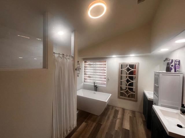 423 Tierra Avenue, Soledad CA: https://media.crmls.org/mediaz/e9a411a7-ba2d-431b-b1e4-2c5aad9bbafd.jpg
