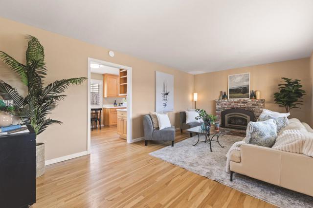 5023 Rick Drive, Santa Rosa CA: https://media.crmls.org/mediaz/e9a51e21-0b08-439a-a395-3d11b96e0bbc.jpg