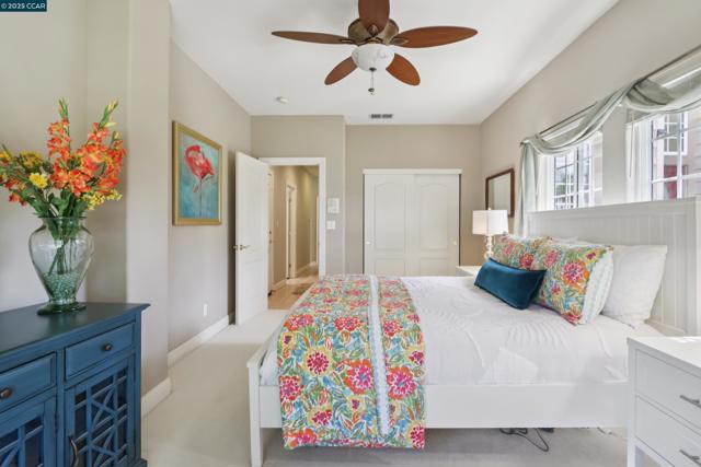 132 Victoria Pl, Danville CA: https://media.crmls.org/mediaz/e9a5871c-952f-4240-b1cf-d6a6304c5e17.jpg