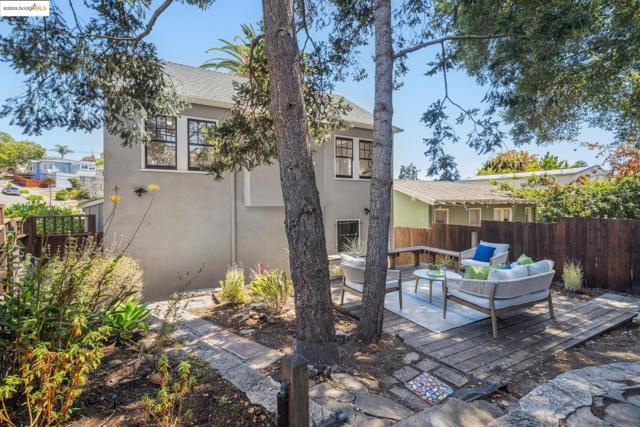 749 Mckinley Ave, Oakland CA: https://media.crmls.org/mediaz/e9a59d68-4fd9-460a-a054-6c7610cf6af8.jpg