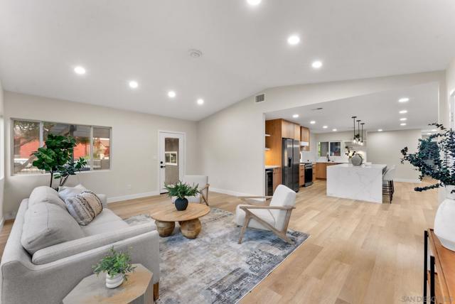 Image 11 of 31 For 2415 Galahad Rd.