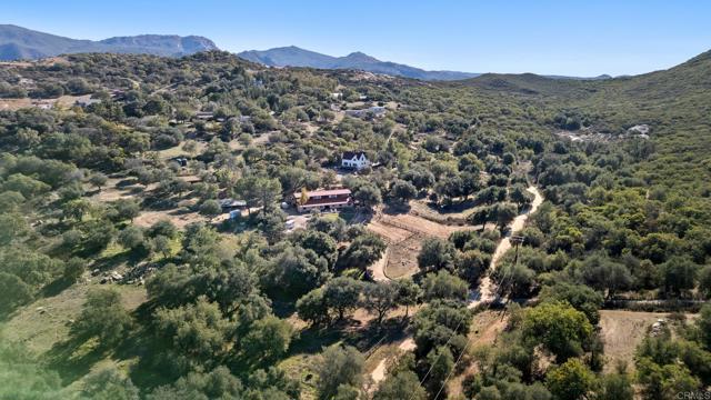 Detail Gallery Image 6 of 61 For 22750 Illahee Dr, Alpine,  CA 91901 - 3 Beds | 2 Baths