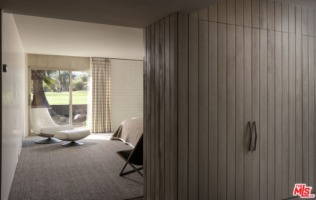 40281 Sand Dune Road, Rancho Mirage CA: https://media.crmls.org/mediaz/e9a68c0d-6f67-4011-b793-024dbd8b73aa.jpg