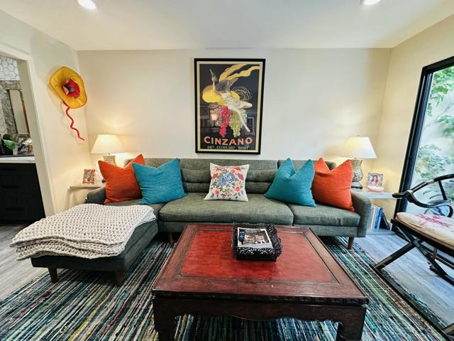 107 Tanglewood Trail, Palm Desert CA: https://media.crmls.org/mediaz/e9a72323-afe5-4acc-b7e1-79b9be1b3e02.jpg