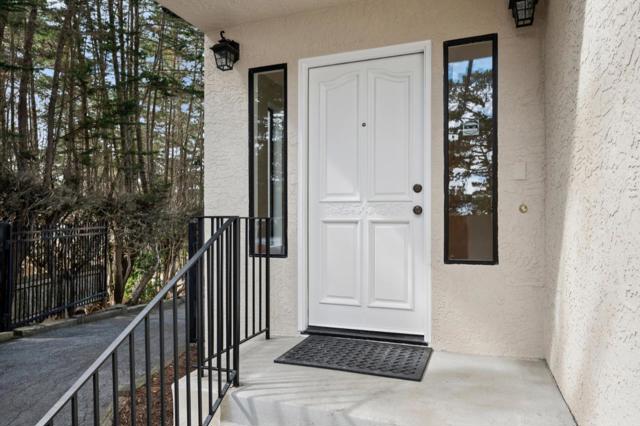 4083 Sunset Lane, Pebble Beach CA: https://media.crmls.org/mediaz/e9a739c1-f7f4-4b3a-8a93-11c61ecf2ef5.jpg