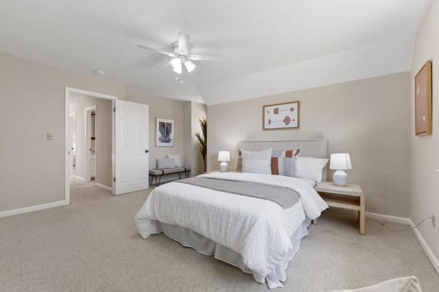 10980 New Avenue, Gilroy CA: https://media.crmls.org/mediaz/e9a73eb5-057e-490c-9fb4-b7f04fb714fa.jpg