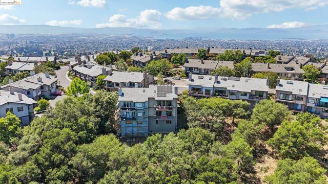 Image 39 of 46 For 90 Starview Dr