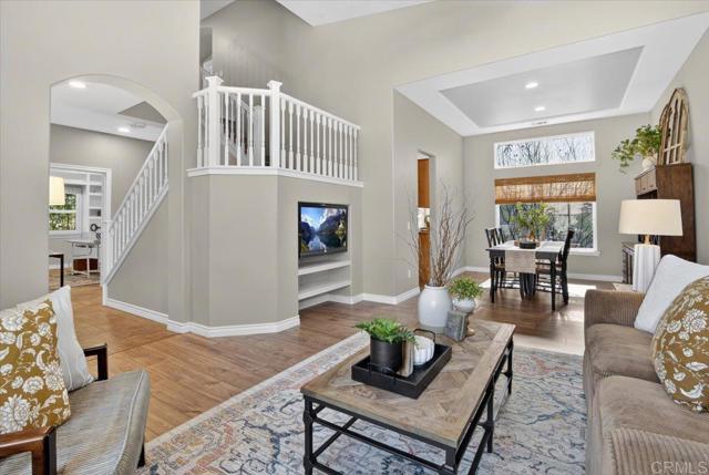 Detail Gallery Image 8 of 42 For 161 Willow Meadow Pl, Escondido,  CA 92027 - 3 Beds | 3 Baths