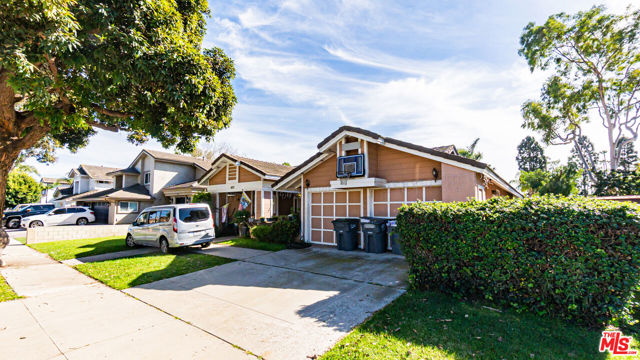 650 Bluebell Place photo 2