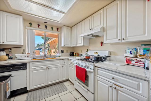 66765 Ironwood Drive, Desert Hot Springs CA: https://media.crmls.org/mediaz/e9a9095a-787b-4453-9b6a-d738f9e271ac.jpg