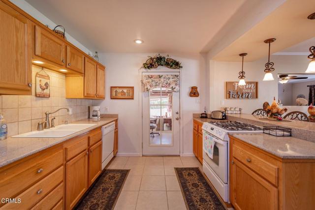 1288 S Rice Road, Ojai CA: https://media.crmls.org/mediaz/e9a98cb6-360e-485d-b44c-5c9a3f8113bb.jpg
