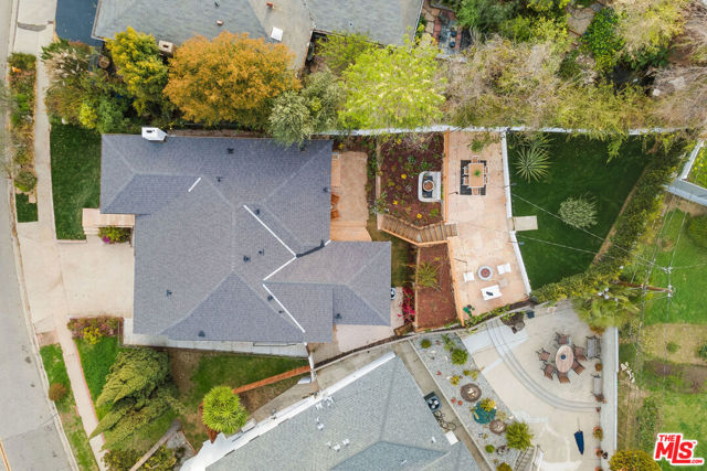4405 Springdale Drive, Los Angeles CA: https://media.crmls.org/mediaz/e9aa546d-ee51-4b45-b338-b5a36223e325.jpg