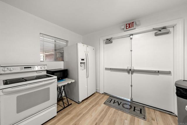 Image 27 of 73 For 13610 Willow Rd.
