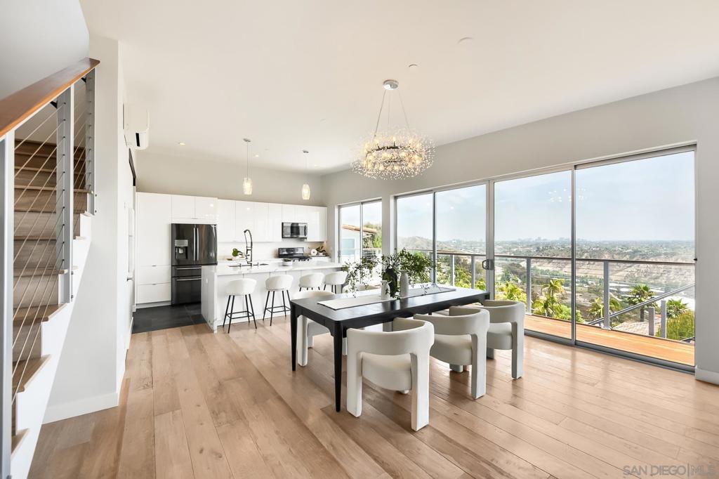 5725 Soledad Mountain - photo 8