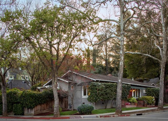 327 Bachman Avenue, Los Gatos CA: https://media.crmls.org/mediaz/e9aedc65-f23a-43c2-97ff-00b3e6079803.jpg