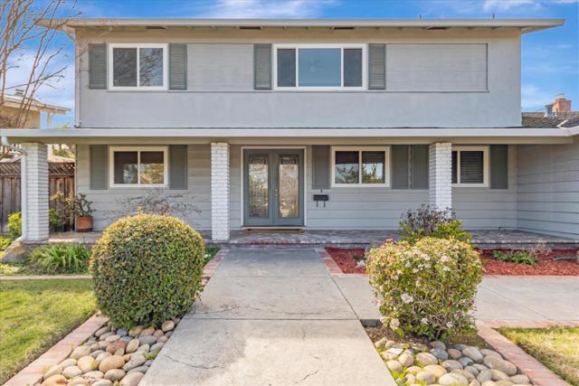 2357 Walden Square, San Jose CA: https://media.crmls.org/mediaz/e9aee416-9067-42e3-a8d6-0d976e8cef3f.jpg