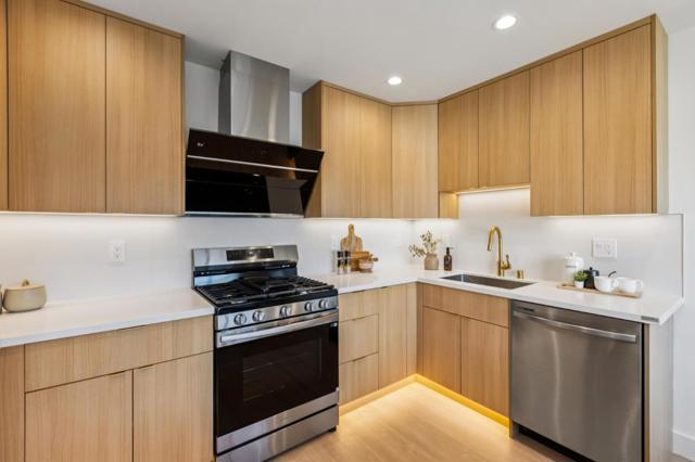 2629 San Jose Avenue, San Francisco CA: https://media.crmls.org/mediaz/e9af3fb3-b5a2-4f28-ba63-cd2a5b2ae311.jpg