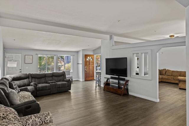 1538 Hilby Avenue, Seaside CA: https://media.crmls.org/mediaz/e9afaa12-7fbb-4241-95b6-74f79732a4c4.jpg