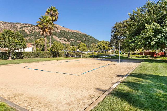 Detail Gallery Image 37 of 43 For 3709 Lake Park Rd, Fallbrook,  CA 92028 - 3 Beds | 2/1 Baths