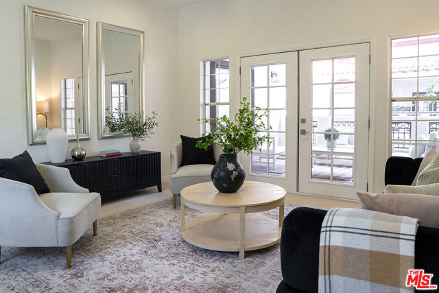 1515 N Fairfax Avenue, Los Angeles CA: https://media.crmls.org/mediaz/e9b16734-bd37-4712-aa42-1bc1c77adf2a.jpg