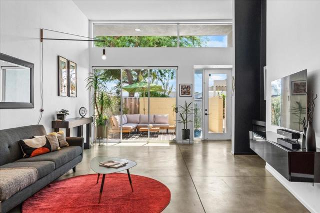 3617 Quiet Side Street, Palm Springs CA: https://media.crmls.org/mediaz/e9b18ed3-a21b-4675-8bd3-0972542e3be4.jpg
