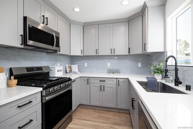 6744 6750 N Elman, San Diego CA: https://media.crmls.org/mediaz/e9b1ef3b-4a4f-4d10-a4ab-3ead450a7e0d.jpg