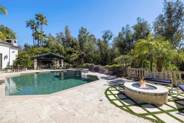 Detail Gallery Image 19 of 34 For 16427 Avenida Cuesta Del Sol, Rancho Santa Fe,  CA 92067 - 5 Beds | 5/1 Baths