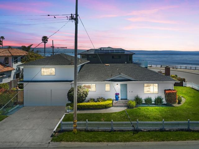 102 32nd Avenue, Santa Cruz CA: https://media.crmls.org/mediaz/e9b34cfa-5652-4360-8df5-11a9377de9c4.jpg
