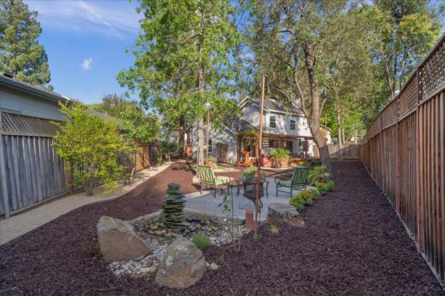 112 Mozart Avenue, Los Gatos CA: https://media.crmls.org/mediaz/e9b35db7-31ca-4d4c-bf5a-c01fb70edc31.jpg