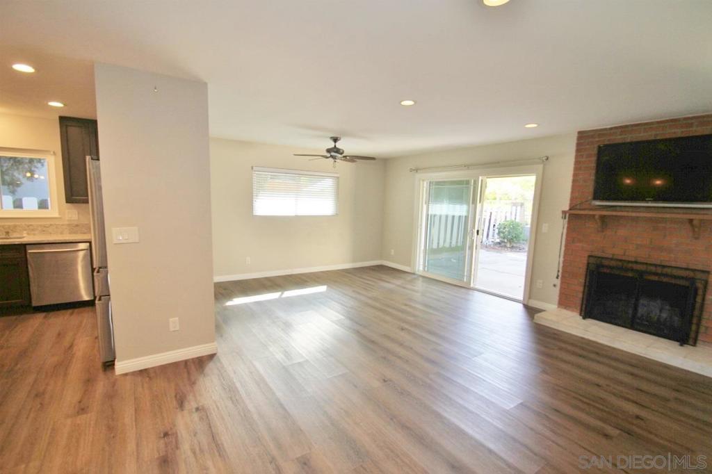 15170 Andorra Way - photo 4