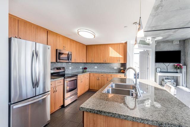 1080 Park Boulevard # 815, San Diego, California 92101, 2 Bedrooms Bedrooms, ,2 BathroomsBathrooms,Residential Lease,For Rent,1080 Park Boulevard # 815,CRPTP2502319