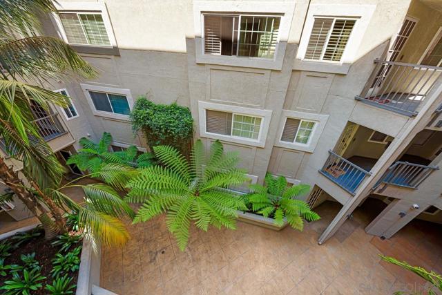 3405 Florida Street, San Diego CA: https://media.crmls.org/mediaz/e9b55807-54bf-4d8a-81d8-f0932c6c4ec5.jpg