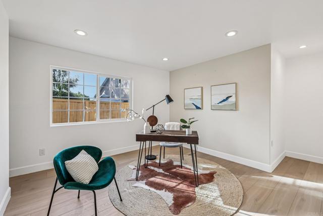 Detail Gallery Image 18 of 35 For 8979 Knaul Ct, San Diego,  CA 92129 - 5 Beds | 5/1 Baths