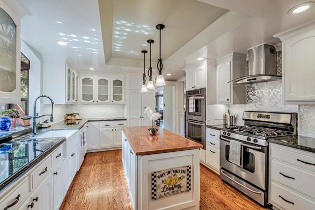 18 Linden Road, Watsonville CA: https://media.crmls.org/mediaz/e9b657a7-962a-4a02-a52d-e5d35e594a6e.jpg