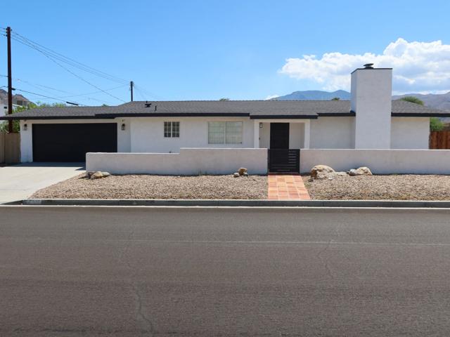 77305 Calle Colima, La Quinta CA: https://media.crmls.org/mediaz/e9b69979-dbd1-4fd6-84c1-0487f53ccc9c.jpg