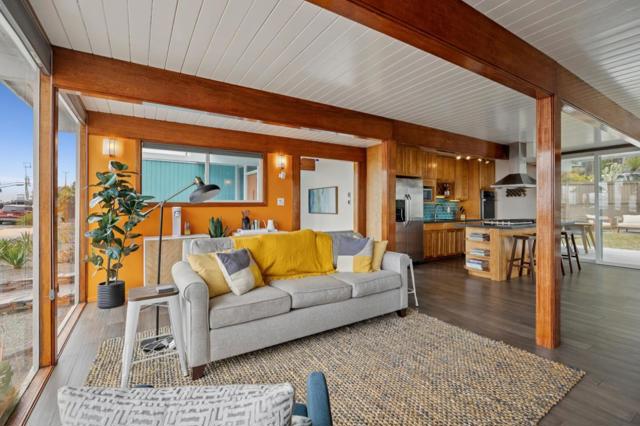 990 Avenue Alhambra, Half Moon Bay CA: https://media.crmls.org/mediaz/e9b7ab96-b145-4f2d-a40b-0bc7095f0afa.jpg