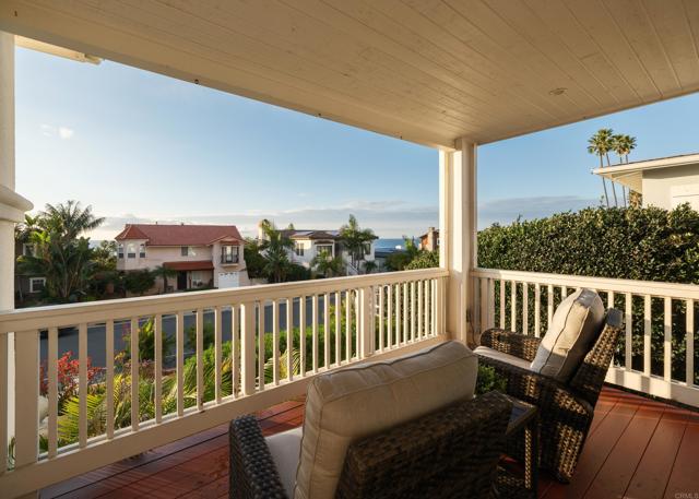 1011 Devonshire Drive, San Diego CA: https://media.crmls.org/mediaz/e9ba0eef-cba4-4c68-8f68-12bad6043779.jpg