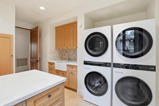 Image 39 of 67 For 7206 Aviara Drive