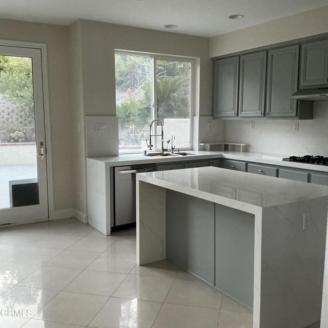 Detail Gallery Image 36 of 38 For 20530 Longbay Dr, Yorba Linda,  CA 92887 - 5 Beds | 3/1 Baths