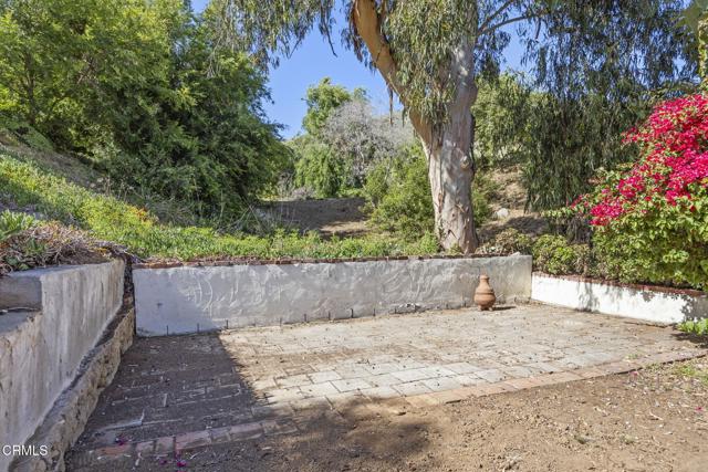2371 Foster Avenue, Ventura CA: https://media.crmls.org/mediaz/e9bb1e5a-31c5-4729-af51-9f44c7fbc0ed.jpg