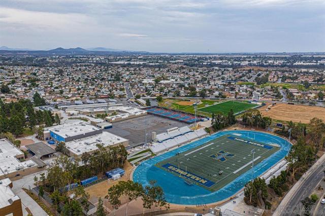 8644 New Salem St, San Diego CA: https://media.crmls.org/mediaz/e9bb5e04-958e-4a2d-be1e-50c16224c8de.jpg