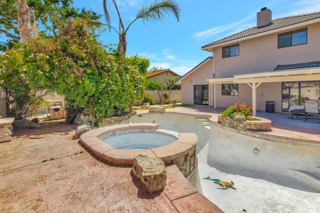 270 Rio Vista Drive, King City CA: https://media.crmls.org/mediaz/e9bbd233-eb5b-413d-8213-276825156b73.jpg