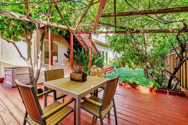 3704 Fair Oaks Avenue, Menlo Park CA: https://media.crmls.org/mediaz/e9bd0ffd-913b-4702-bad6-5848ea90c85b.jpg
