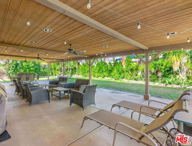 850 Ventana, Palm Springs, CA 92262