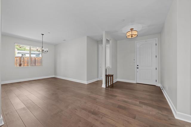 1779 Foothill View Place, Escondido CA: https://media.crmls.org/mediaz/e9be3238-e84d-46e9-ad60-7bd04e4bfbfc.jpg