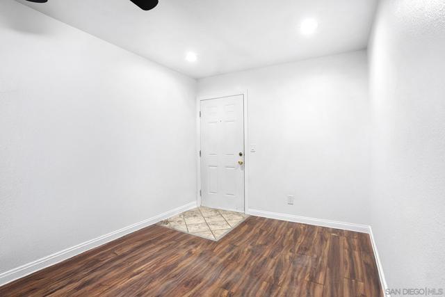 9860 Dale Avenue, Spring Valley CA: https://media.crmls.org/mediaz/e9be62f4-cb78-4daa-af32-08bc307632fd.jpg