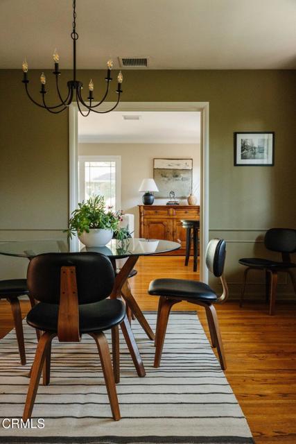 Detail Gallery Image 11 of 45 For 1300 Meadowbrook Rd, Altadena,  CA 91001 - 3 Beds | 2 Baths